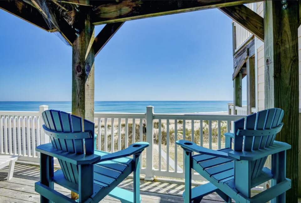 Peachy Views | Beachfront Retreat - North Topsail Beach, North Carolina
