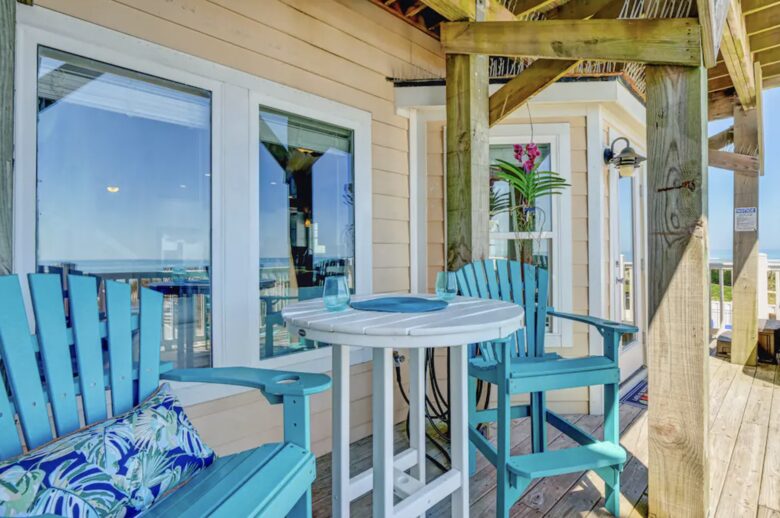 Peachy Views | Beachfront Retreat - North Topsail Beach, North Carolina