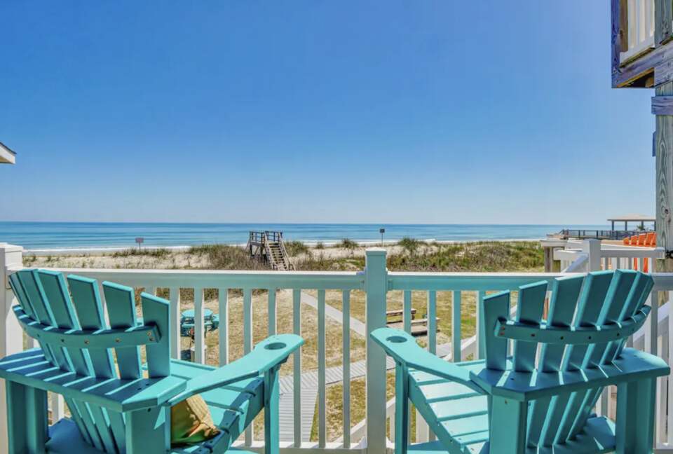 Peachy Views | Beachfront Retreat - North Topsail Beach, North Carolina