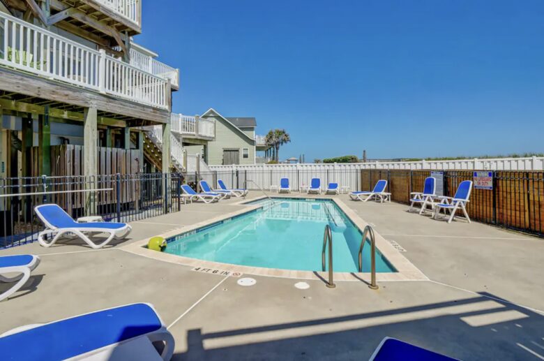 Peachy Views | Beachfront Retreat - North Topsail Beach, North Carolina