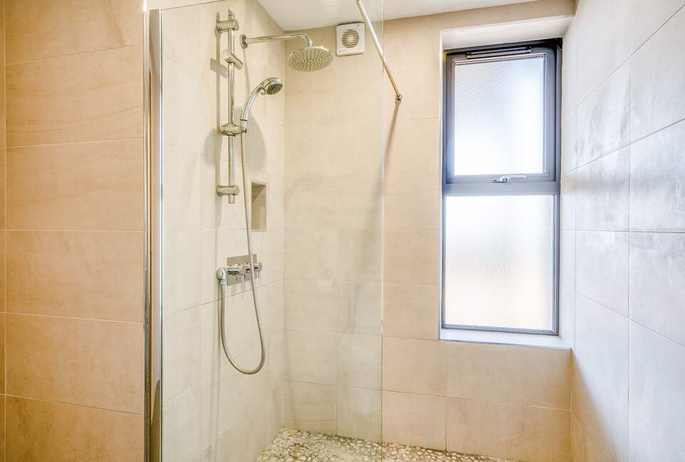 Oceanfront Cliff House with a Tennis Court - Rossnowlagh, Ireland