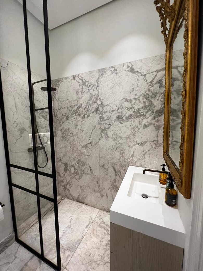 Luxury Canal House - Amsterdam, Netherlands