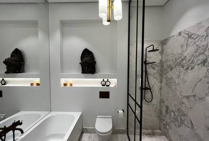 Luxury Canal House - Amsterdam, Netherlands