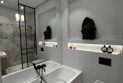 Luxury Canal House - Amsterdam, Netherlands