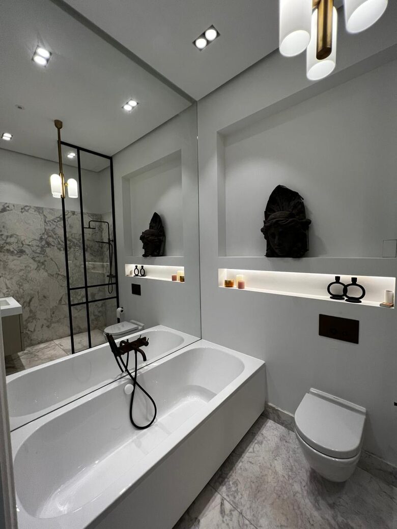 Luxury Canal House - Amsterdam, Netherlands