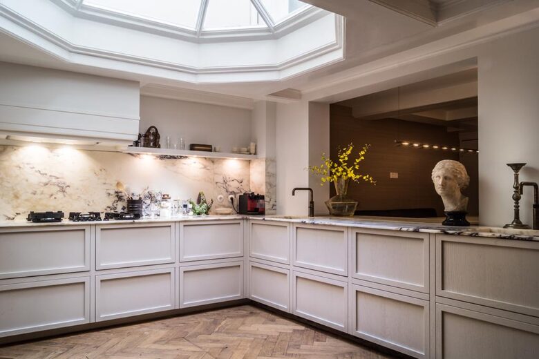 Luxury Canal House - Amsterdam, Netherlands