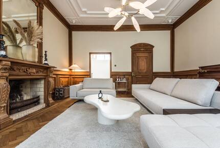 Luxury Canal House - Amsterdam, Netherlands