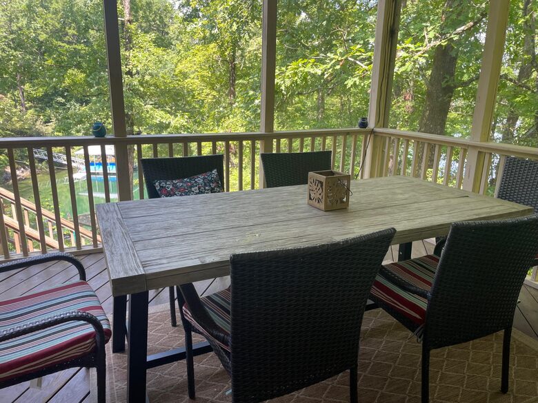 Lake Keowee Getaway - Salem, South Carolina