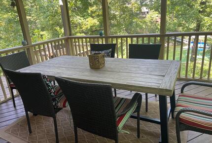 Lake Keowee Getaway - Salem, South Carolina