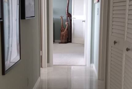 Marine Tower Retreat - Fort Lauderdale, Florida