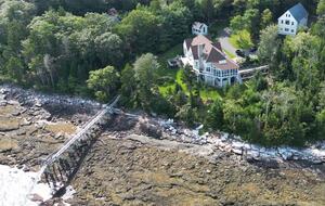 Boothbay Harbor - Spruce Point Stunner | Waterfront With Deep Water Dock Access - Boothbay Harbor, Maine