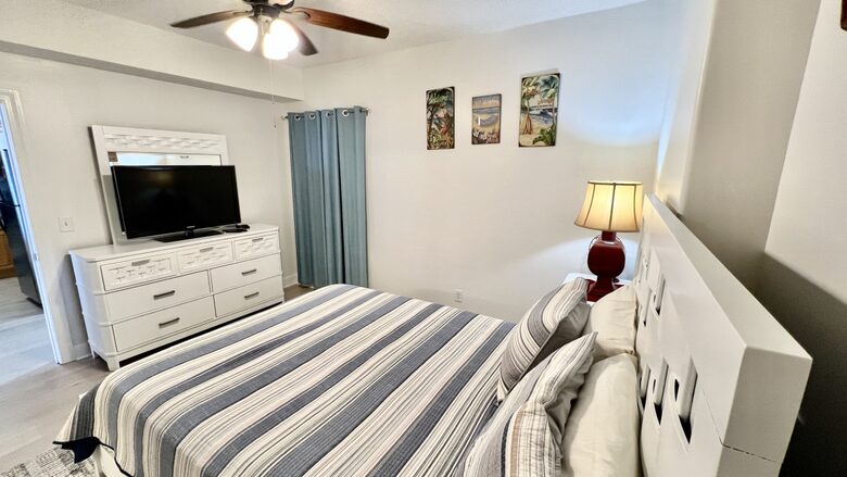 Tropic Winds | Beachfront Villa - Panama City Beach, Florida