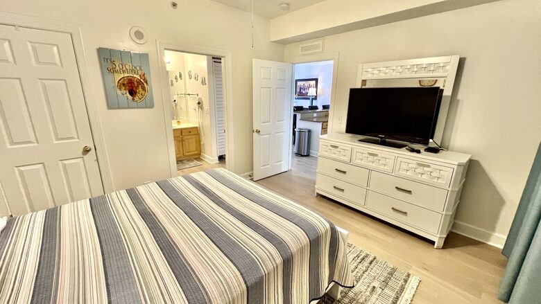 Tropic Winds | Beachfront Villa - Panama City Beach, Florida