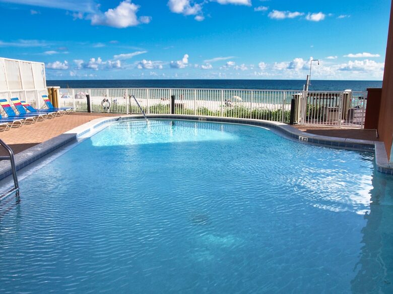 Tropic Winds | Beachfront Villa - Panama City Beach, Florida