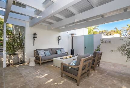 Stunning ocean view home on quiet beach in Malibu - Malibu, California