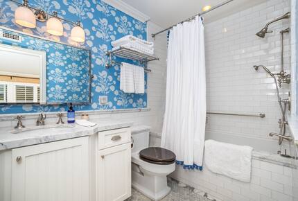 Stunning ocean view home on quiet beach in Malibu - Malibu, California