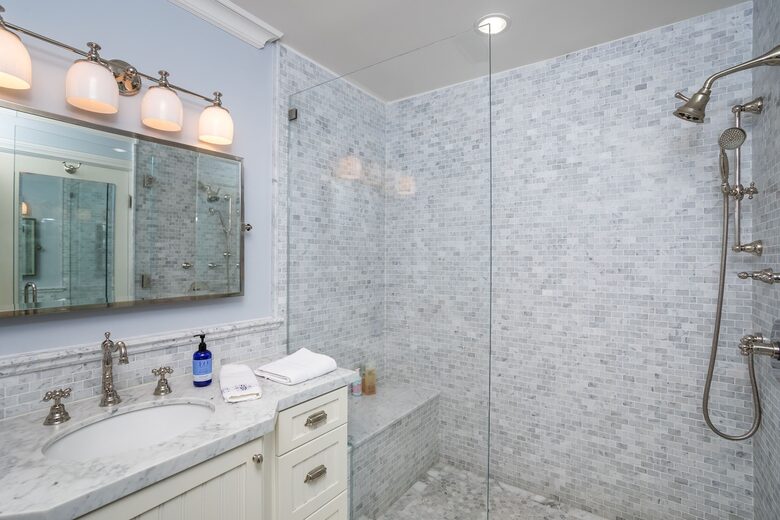 Stunning ocean view home on quiet beach in Malibu - Malibu, California