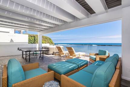 Stunning ocean view home on quiet beach in Malibu - Malibu, California