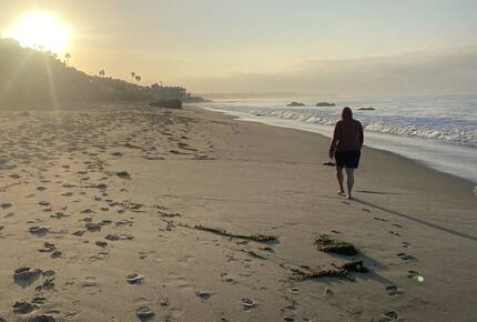 Stunning ocean view home on quiet beach in Malibu - Malibu, California