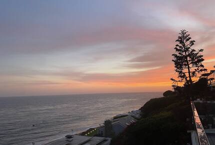 Stunning ocean view home on quiet beach in Malibu - Malibu, California