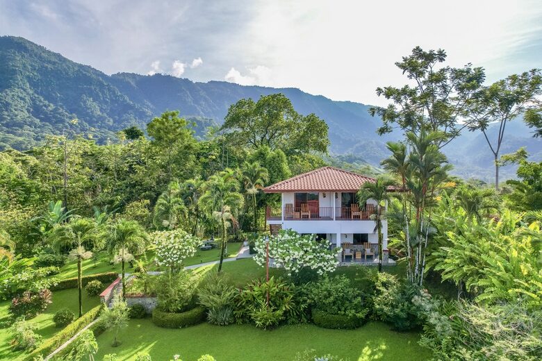 Topanga Villa - Ojochal, Costa Rica