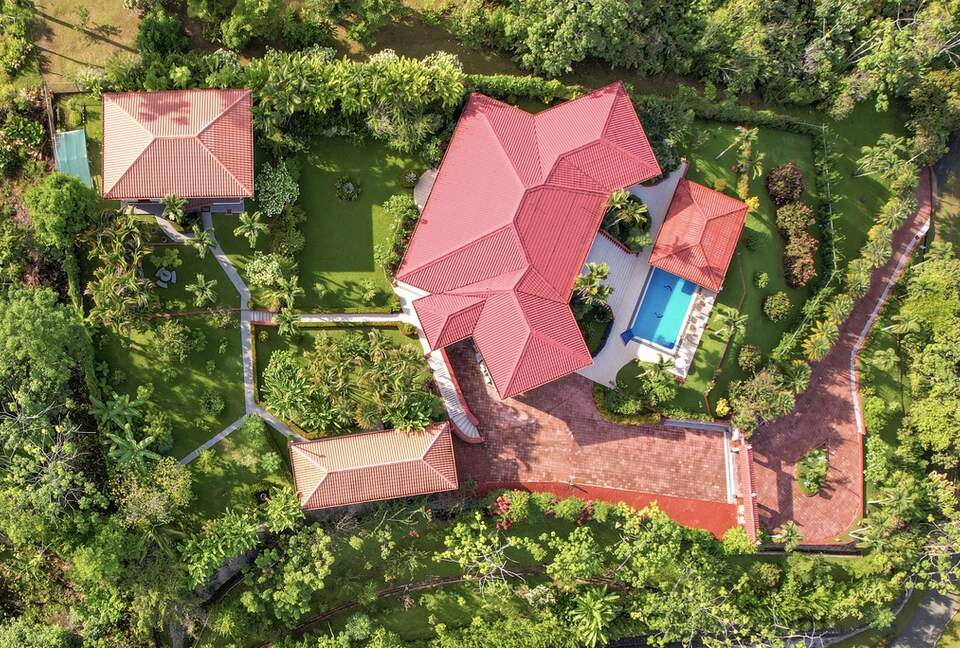 Topanga Villa - Ojochal, Costa Rica