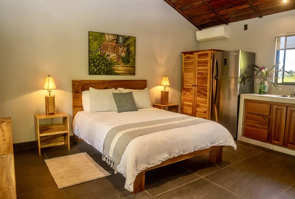 Topanga Villa - Ojochal, Costa Rica