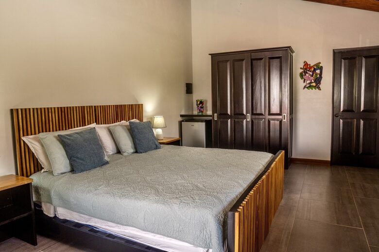 Topanga Villa - Ojochal, Costa Rica