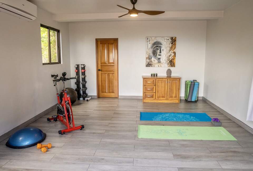 Topanga Villa - Ojochal, Costa Rica