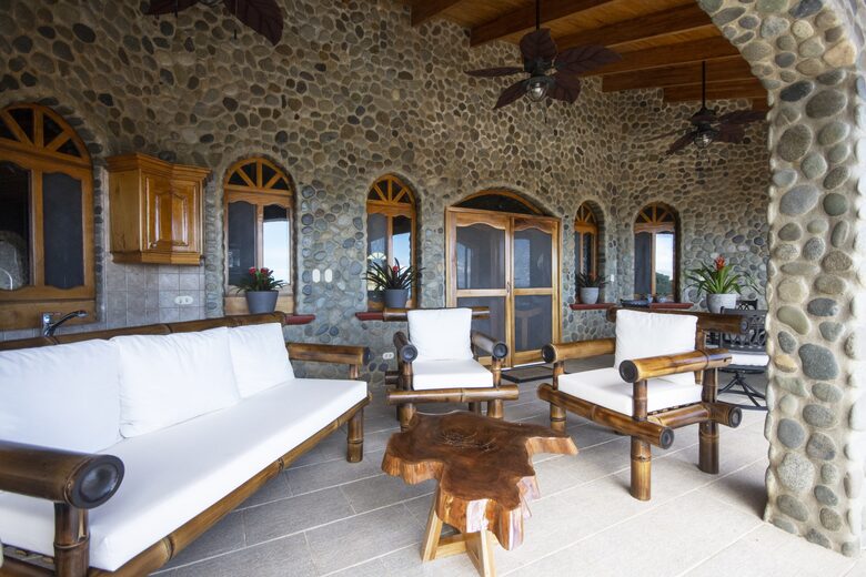 Topanga Villa - Ojochal, Costa Rica