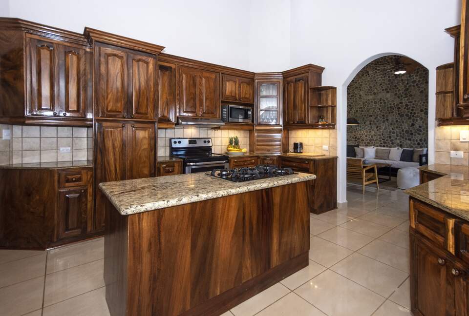 Topanga Villa - Ojochal, Costa Rica