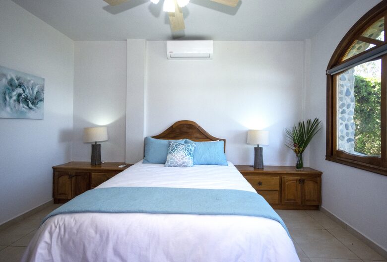 Topanga Villa - Ojochal, Costa Rica