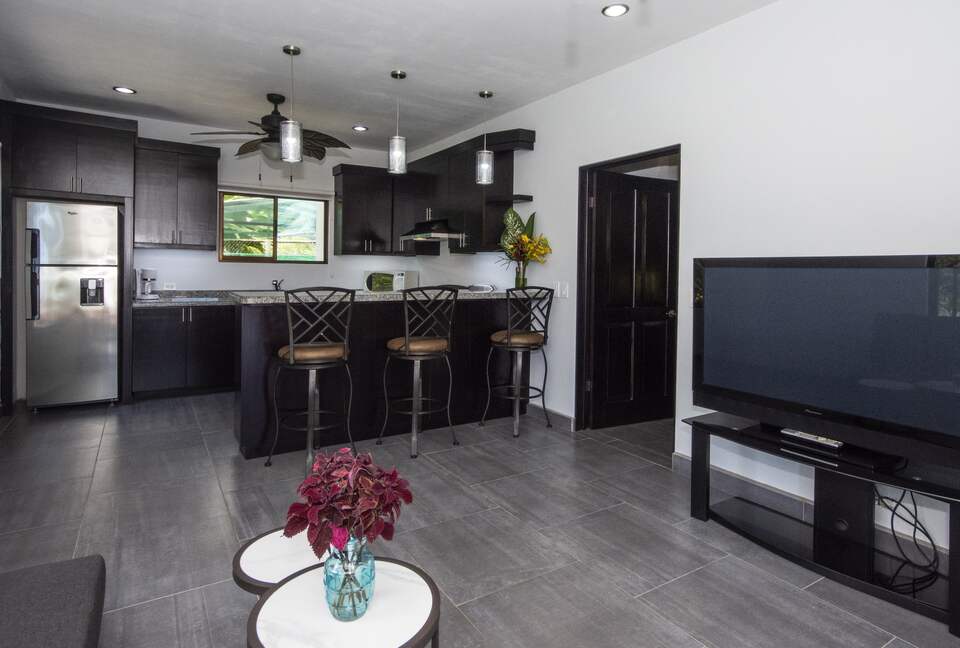 Topanga Villa - Ojochal, Costa Rica