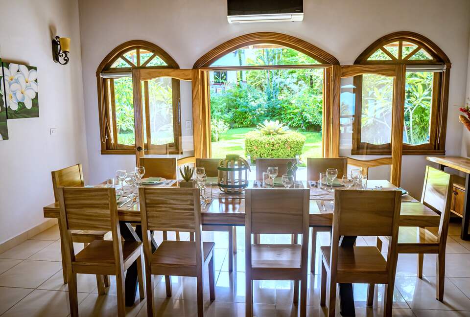 Topanga Villa - Ojochal, Costa Rica