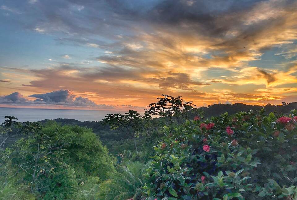 Topanga Villa - Ojochal, Costa Rica