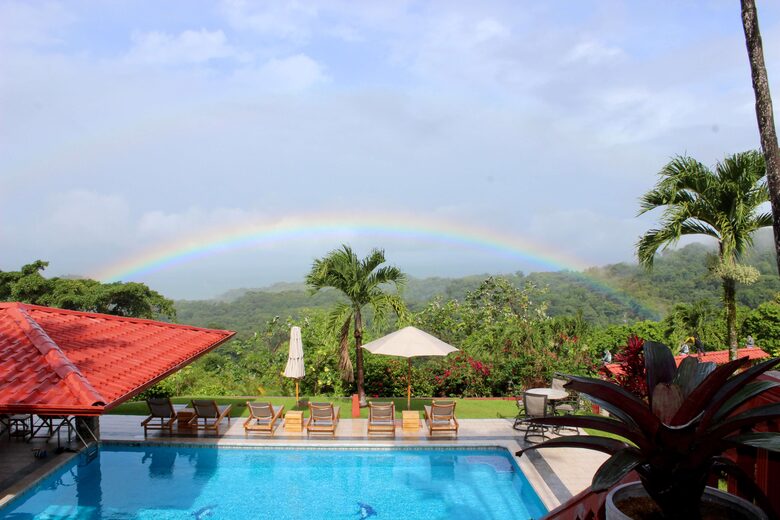 Topanga Villa - Ojochal, Costa Rica