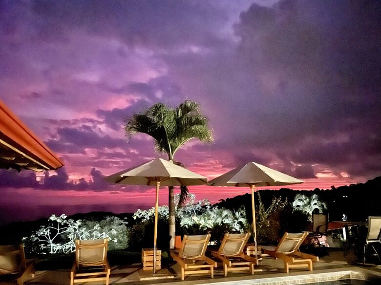 Topanga Villa - Ojochal, Costa Rica