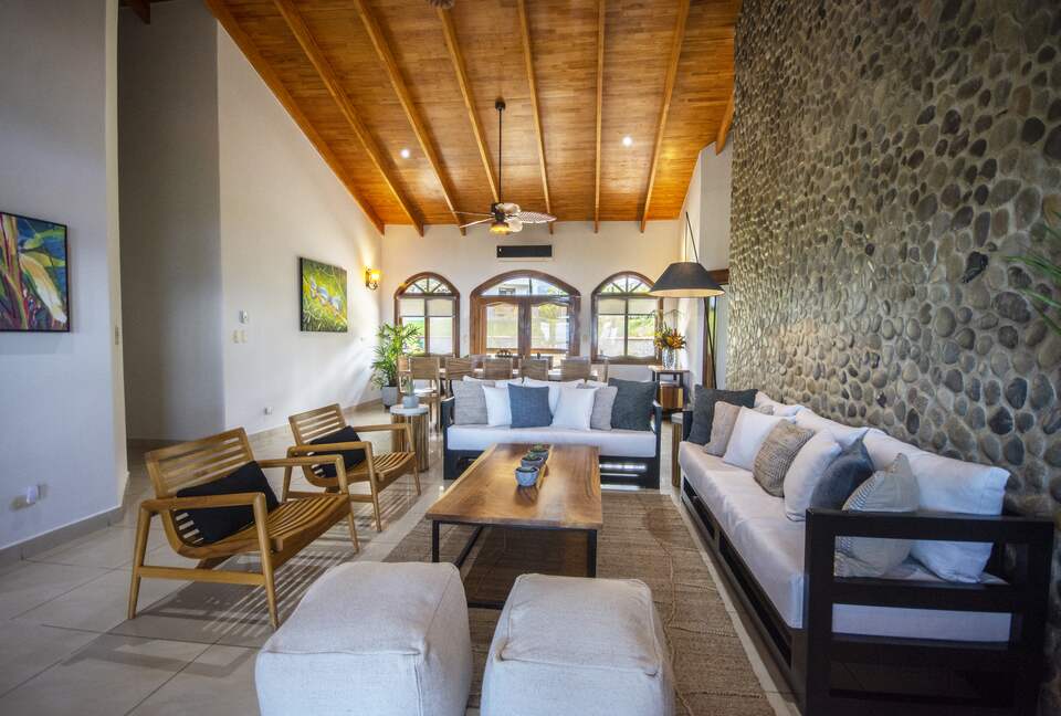 Topanga Villa - Ojochal, Costa Rica