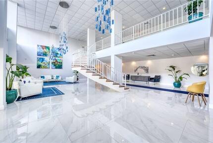 Marine Tower Retreat - Fort Lauderdale, Florida