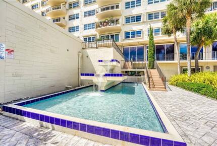 Marine Tower Retreat - Fort Lauderdale, Florida