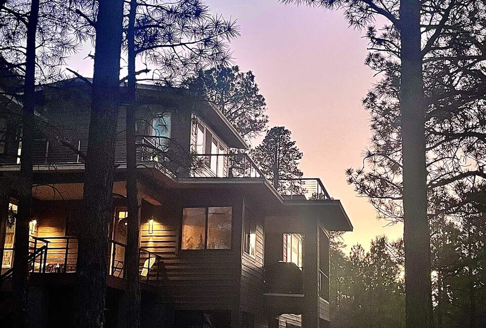 Large, Modern, Brand-new Cabin | On private 6 acres bordering national forest - Happy Jack, Arizona