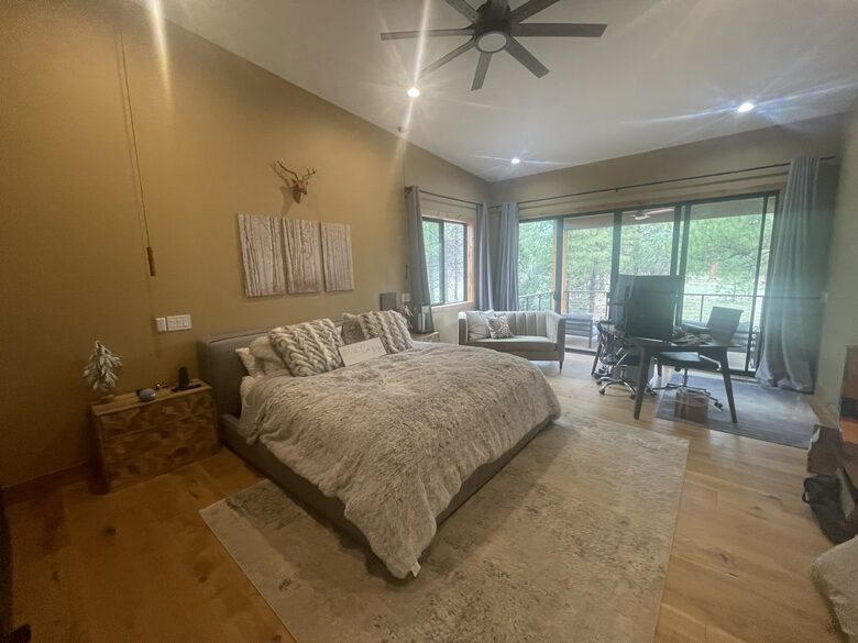 Large, Modern, Brand-new Cabin | On private 6 acres bordering national forest - Happy Jack, Arizona