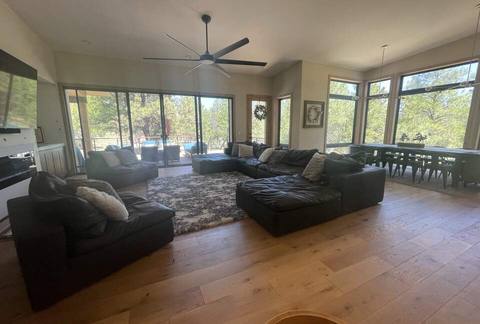 Large, Modern, Brand-new Cabin | On private 6 acres bordering national forest - Happy Jack, Arizona