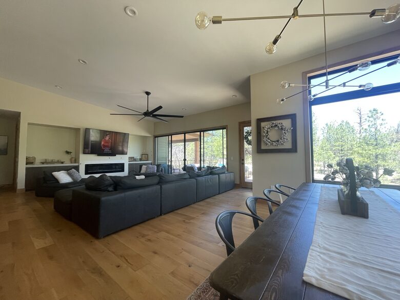 Large, Modern, Brand-new Cabin | On private 6 acres bordering national forest - Happy Jack, Arizona