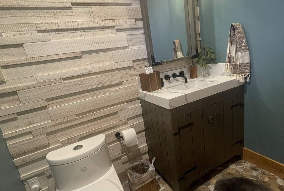 Large, Modern, Brand-new Cabin | On private 6 acres bordering national forest - Happy Jack, Arizona