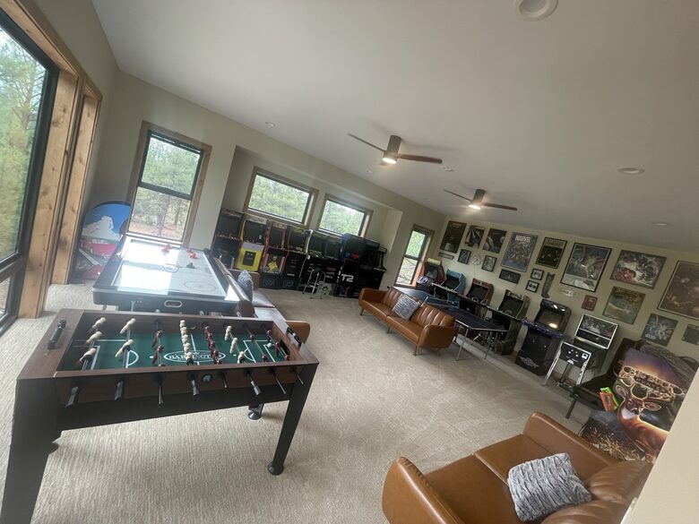 Large, Modern, Brand-new Cabin | On private 6 acres bordering national forest - Happy Jack, Arizona