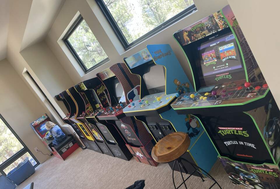 Large, Modern, Brand-new Cabin | On private 6 acres bordering national forest - Happy Jack, Arizona