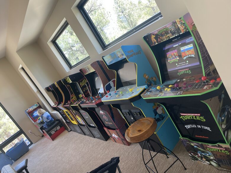 Large, Modern, Brand-new Cabin | On private 6 acres bordering national forest - Happy Jack, Arizona