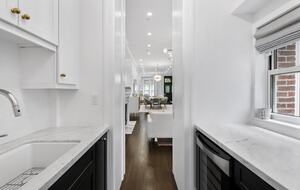 Luxury Townhouse next to Central Park