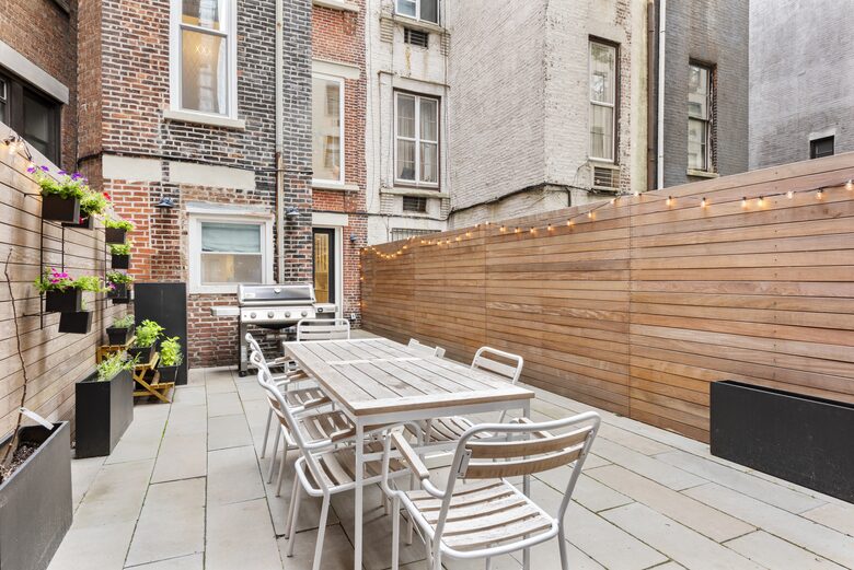 Luxury Townhouse next to Central Park - New York City, New York